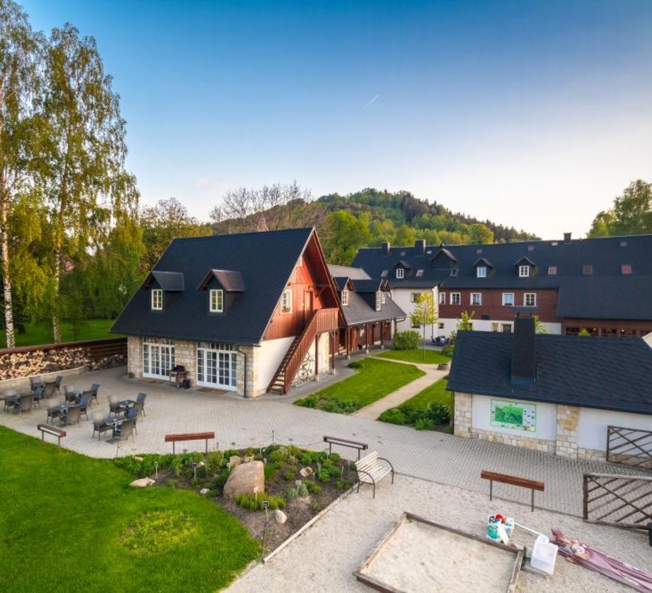 Aparthotel Jítravský dvorec