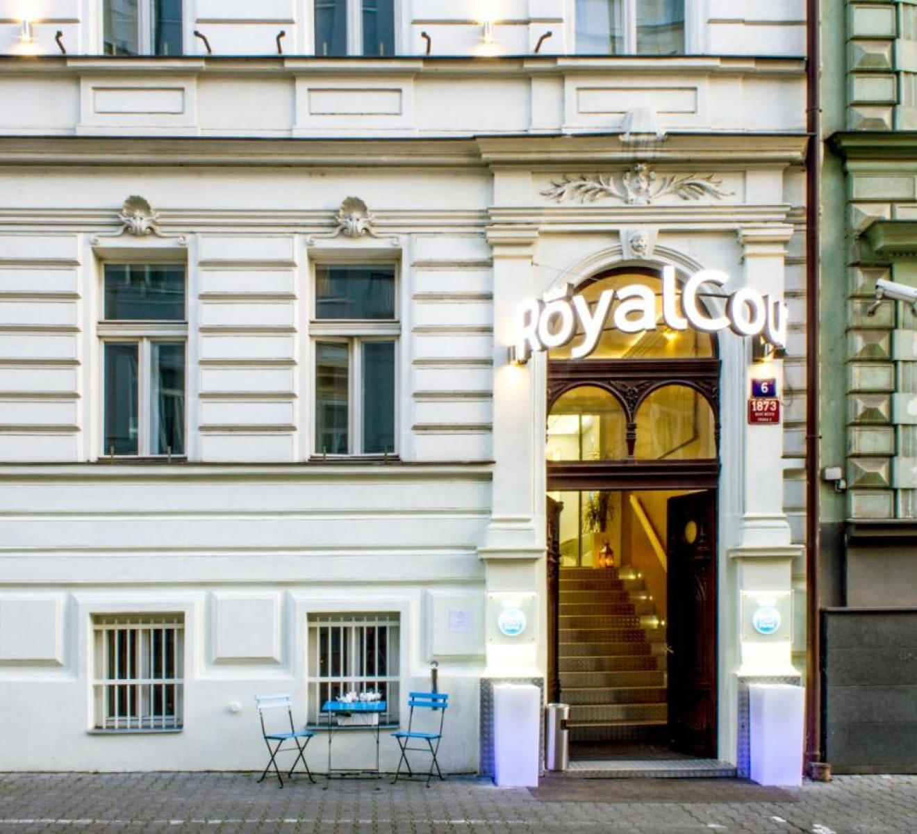 Royal Court Hotel