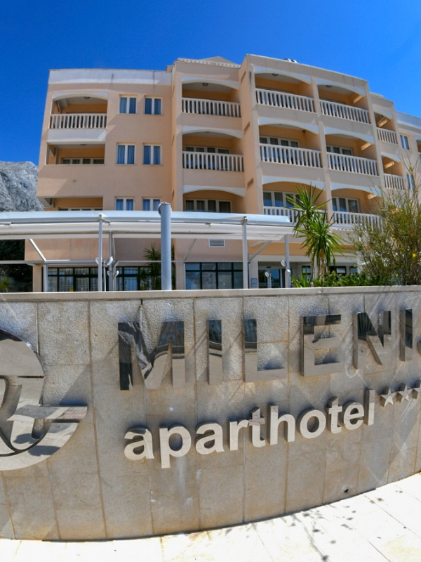 Aparthotel Milenij