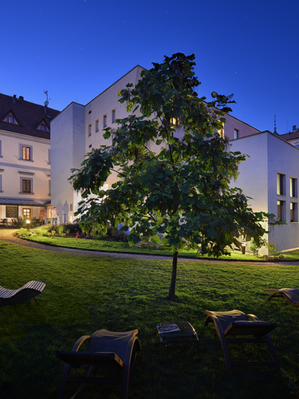 Maxmilian Lifestyle Resort